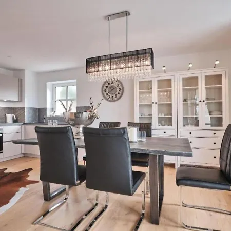 Apartment Sunside - Modern Style, Privates Hallenbad, Max 5 Personen,